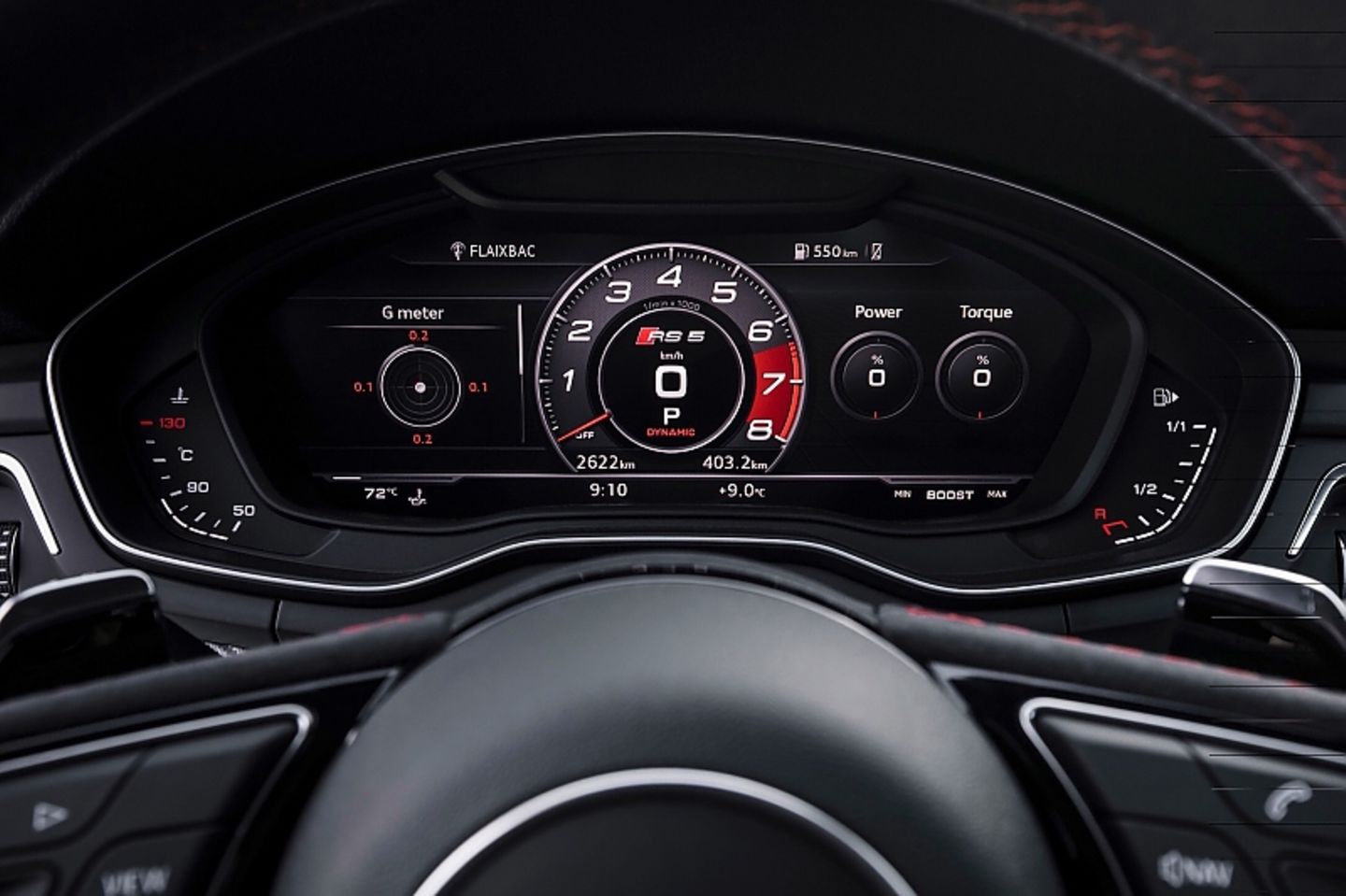 Das Kombielement im Audi RS 5 Coupe zeigt unter anderem auch das aktuelle Drehmoment und den G-Wert an