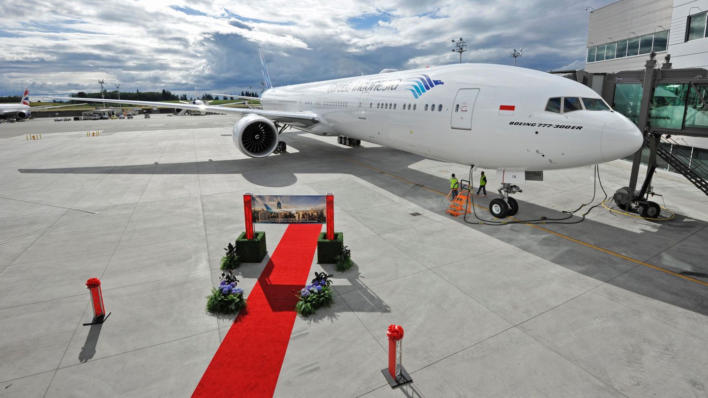 Garuda Boeing 777