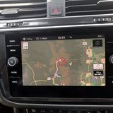 Das Navigationssystem kostet im VW Tiguan Allspace 2.0 TSI Aufpreis