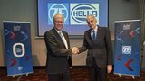 ZF und Hella gehen eine Kooperation ein. (Bild: ZF-Chef Dr. Stefan Sommer und Hella Vorsitzender der Geschäftsführung Dr. Rolf B