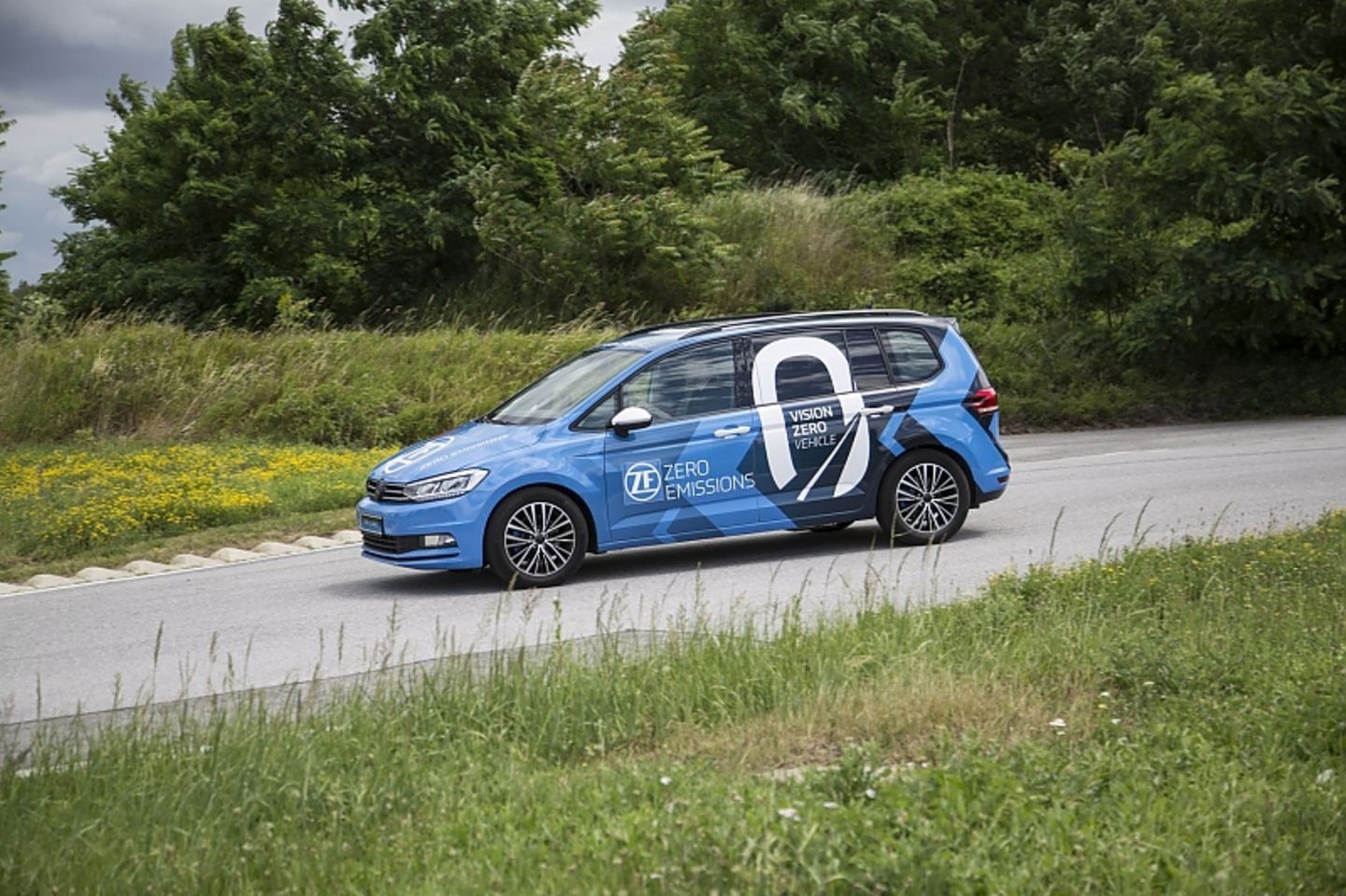 ZF zeigt im Vision Zero Vehicle neue Technologien