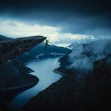 Jan Vincent Kleine: Fotos einsamer Männer im nackten Fels