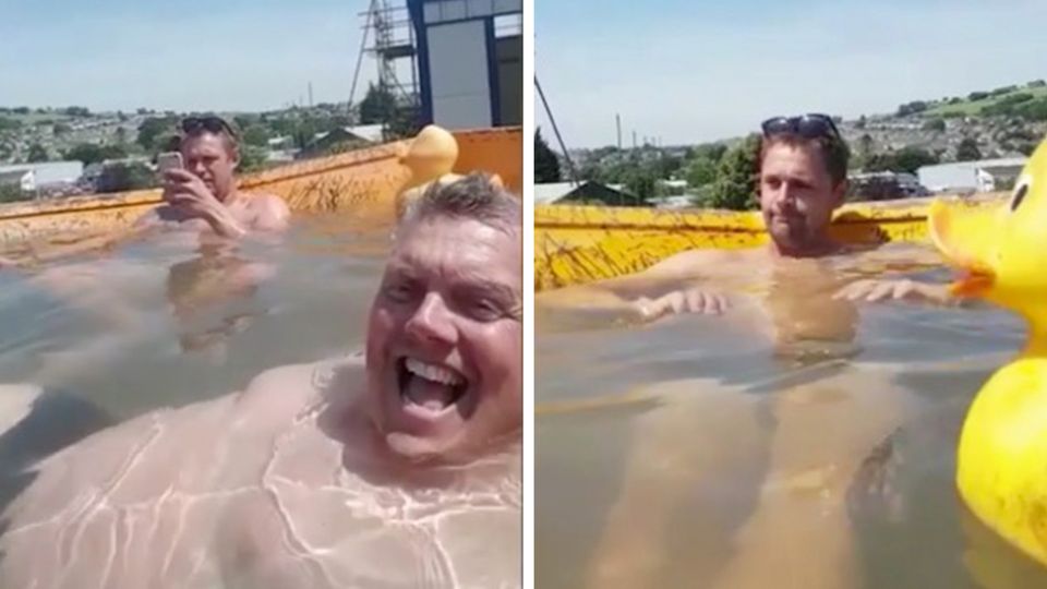 Kipplaster in Pool verwandelt