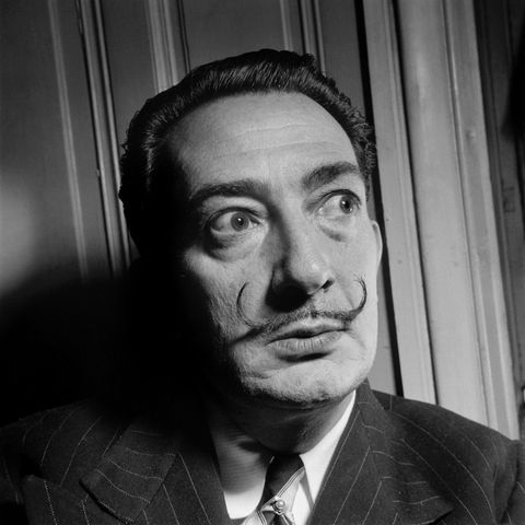 Salvador Dalí mit weit aufgerissenen Augen: Ein Gericht hat die Exhumierung seiner Leiche angeordnet