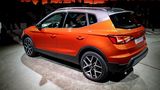 Zumindest von Außen wirkt der Seat Arona SUVig