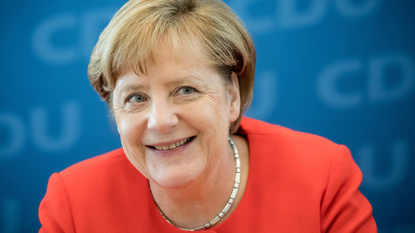 Angela Merkel gut gelaunt
