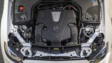 Der 3,0 Liter große V6-Benzinmotor des Mercedes-Benz E 400 4Matic Cabriolet.