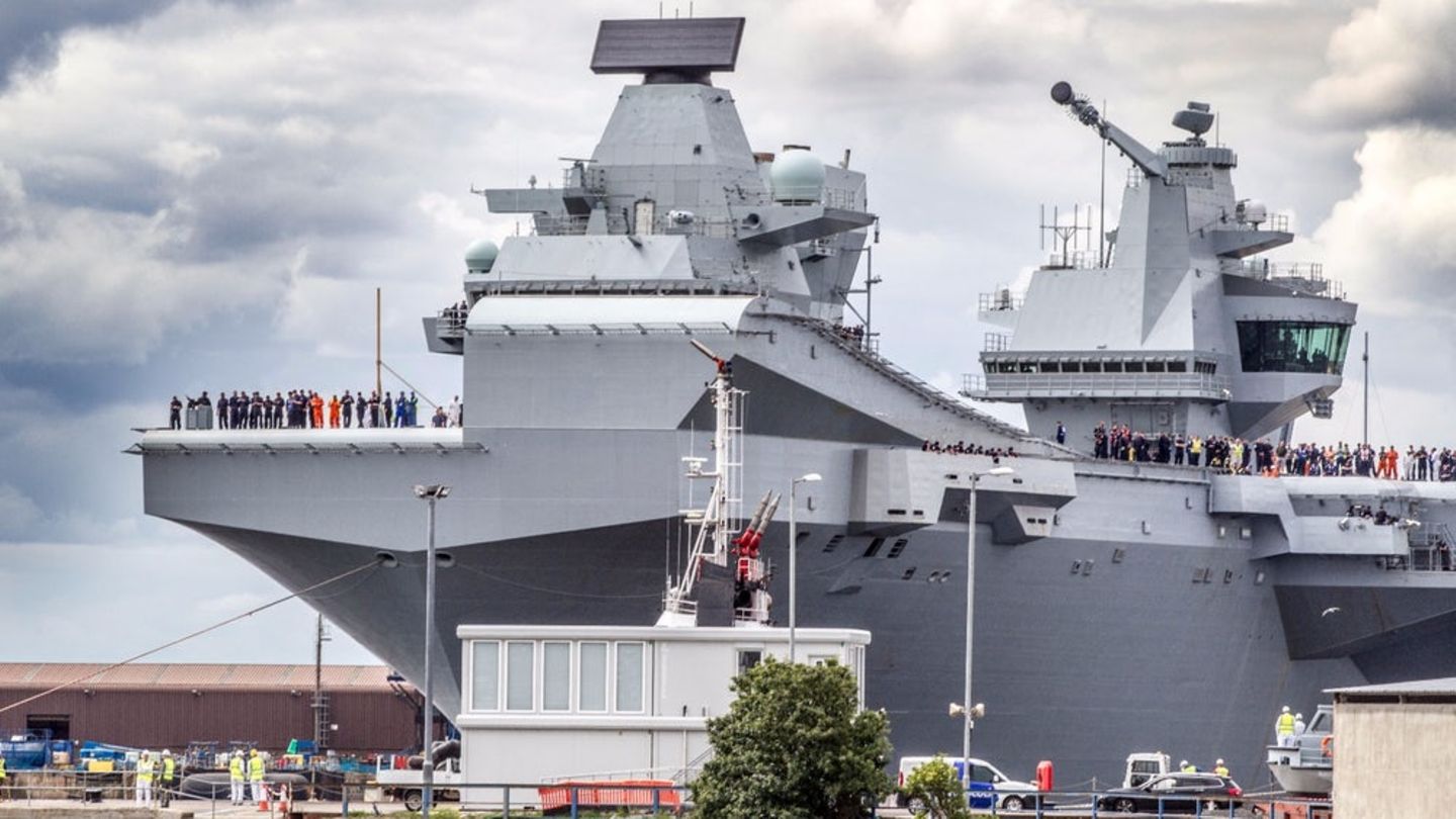 Allerdings bringt eine schwere Antischiffsrakete eine Tonne Sprengstoff ins Ziel, bei einem solchen Treffer helfen auch doppelte Aufbauten wenig.