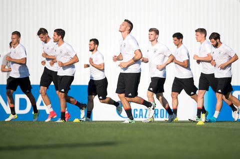 Die deutsche Nationalmannschaft trainiert in Sotschi für das Confed-Cup-Halbfinale