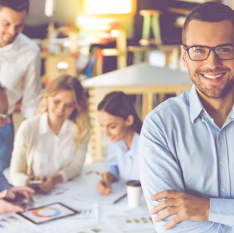 Topverdiener haben oft Führungsverantwortung und arbeiten in großen Unternehmen