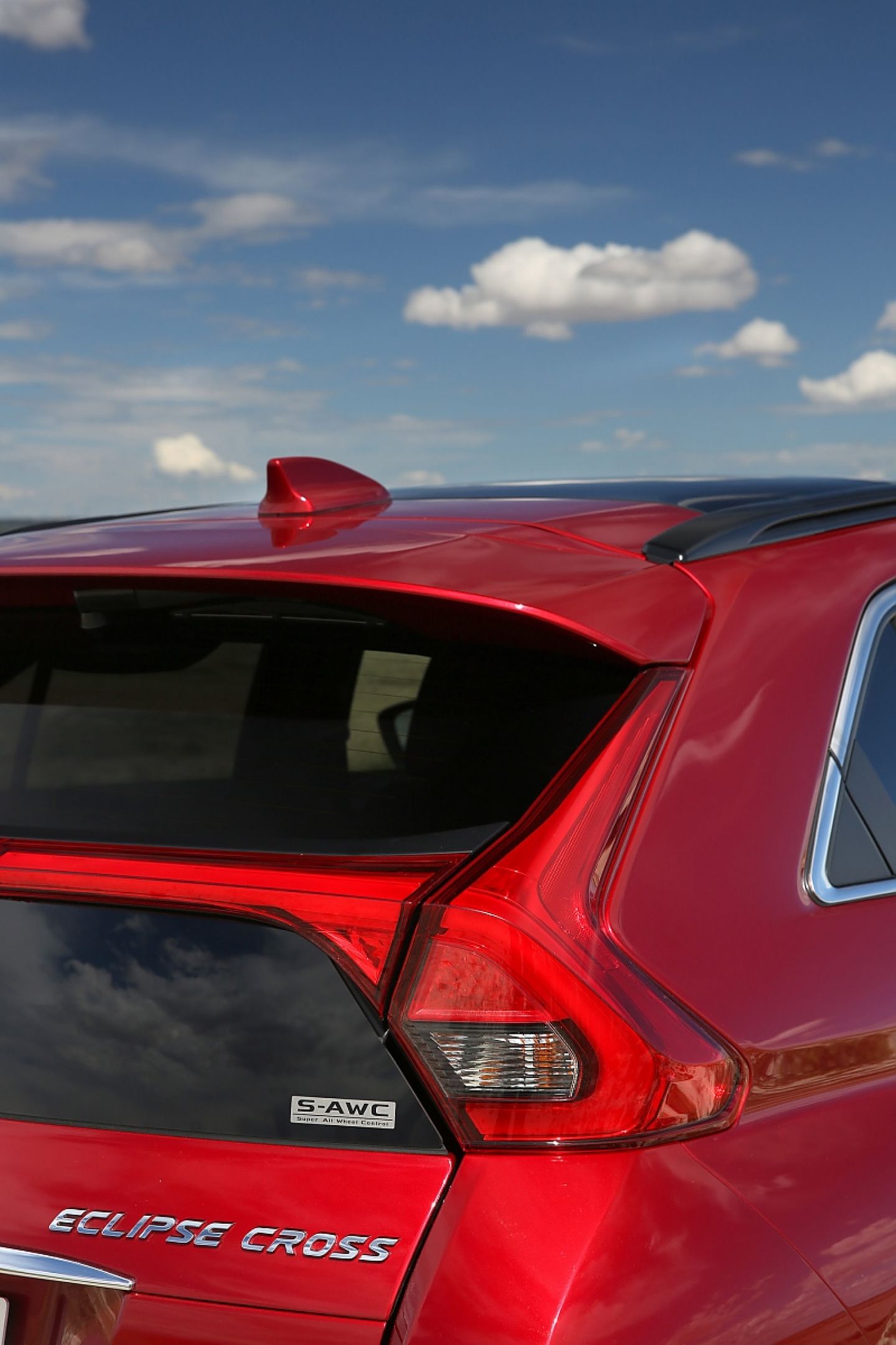 Mitsubishi Eclipse Cross 1.5 Turbo - leichte Coupéanleihen