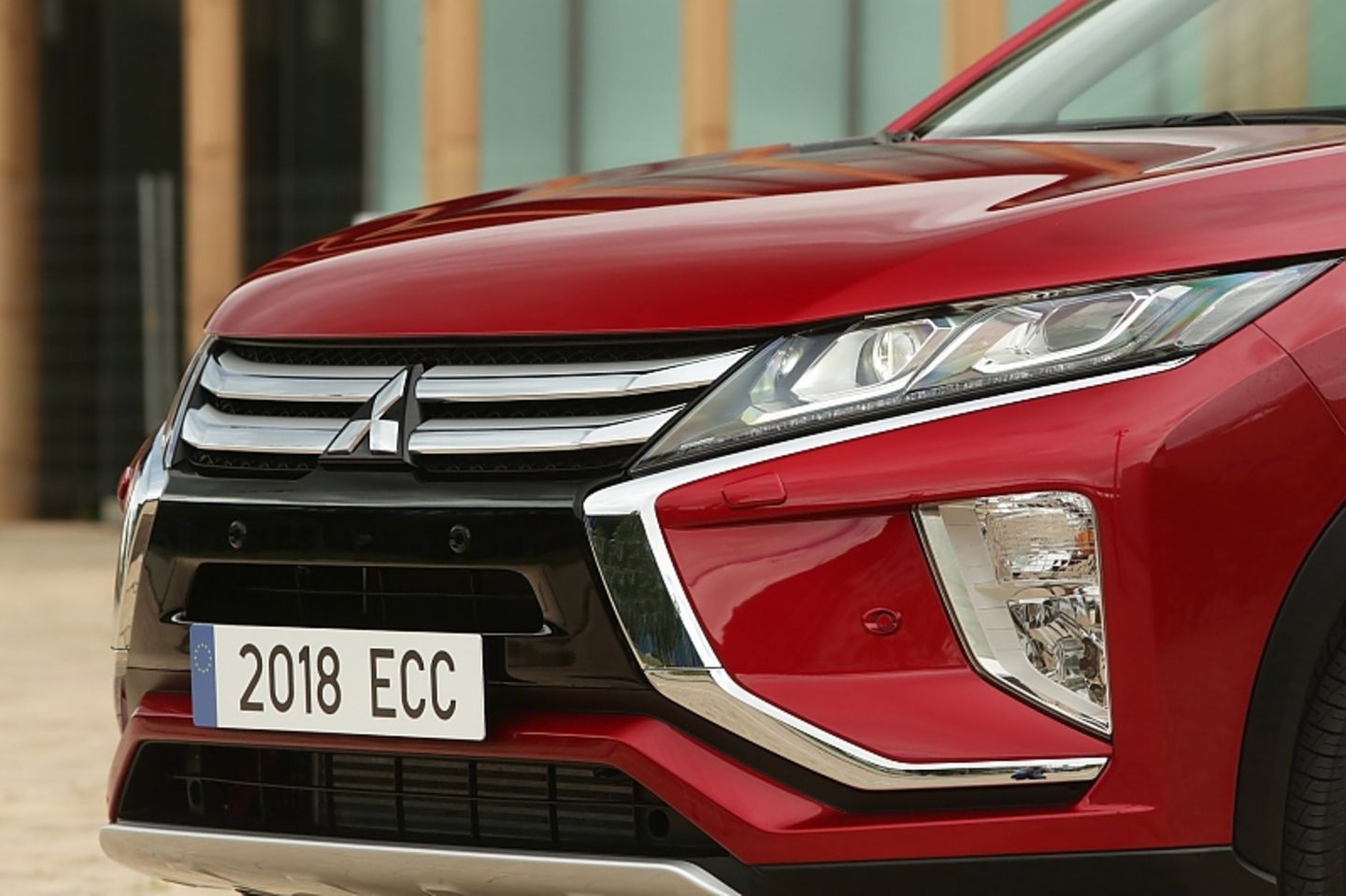 Mitsubishi Eclipse Cross 1.5 Turbo - zerklüftete Front