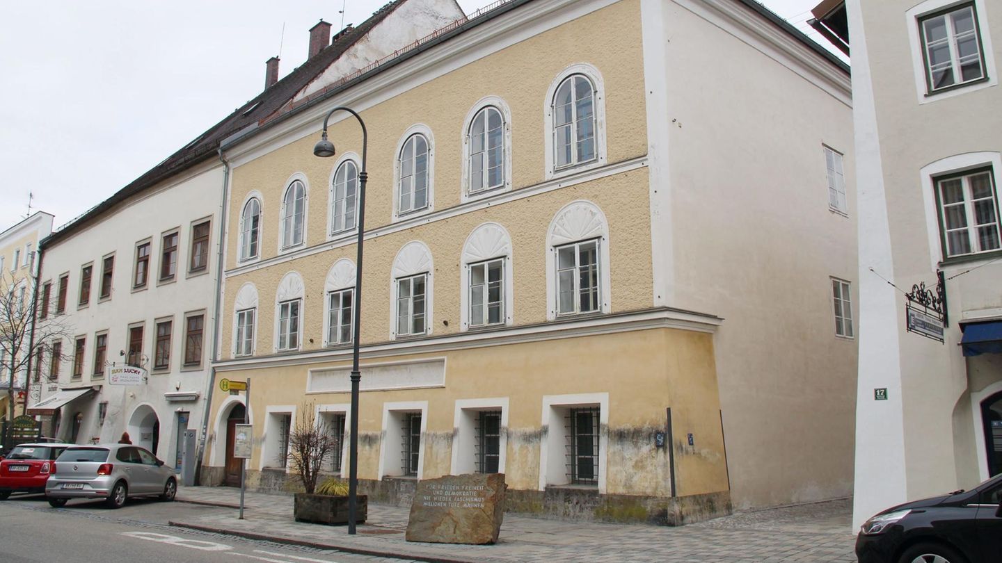 Das Geburtshaus von Adolf Hitler in Braunau am Inn, Österreich.