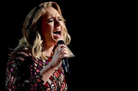 Adele hat bereits 121 Konzerte ihrer "25"-Tour absolviert. Die letzten zwei musste sie nun absagen.