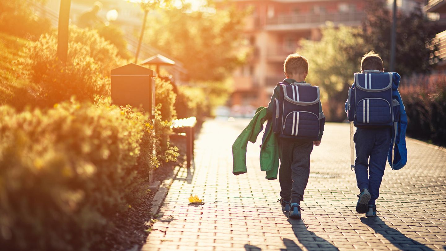 Schulen lassen Eltern Bußgeld zahlen