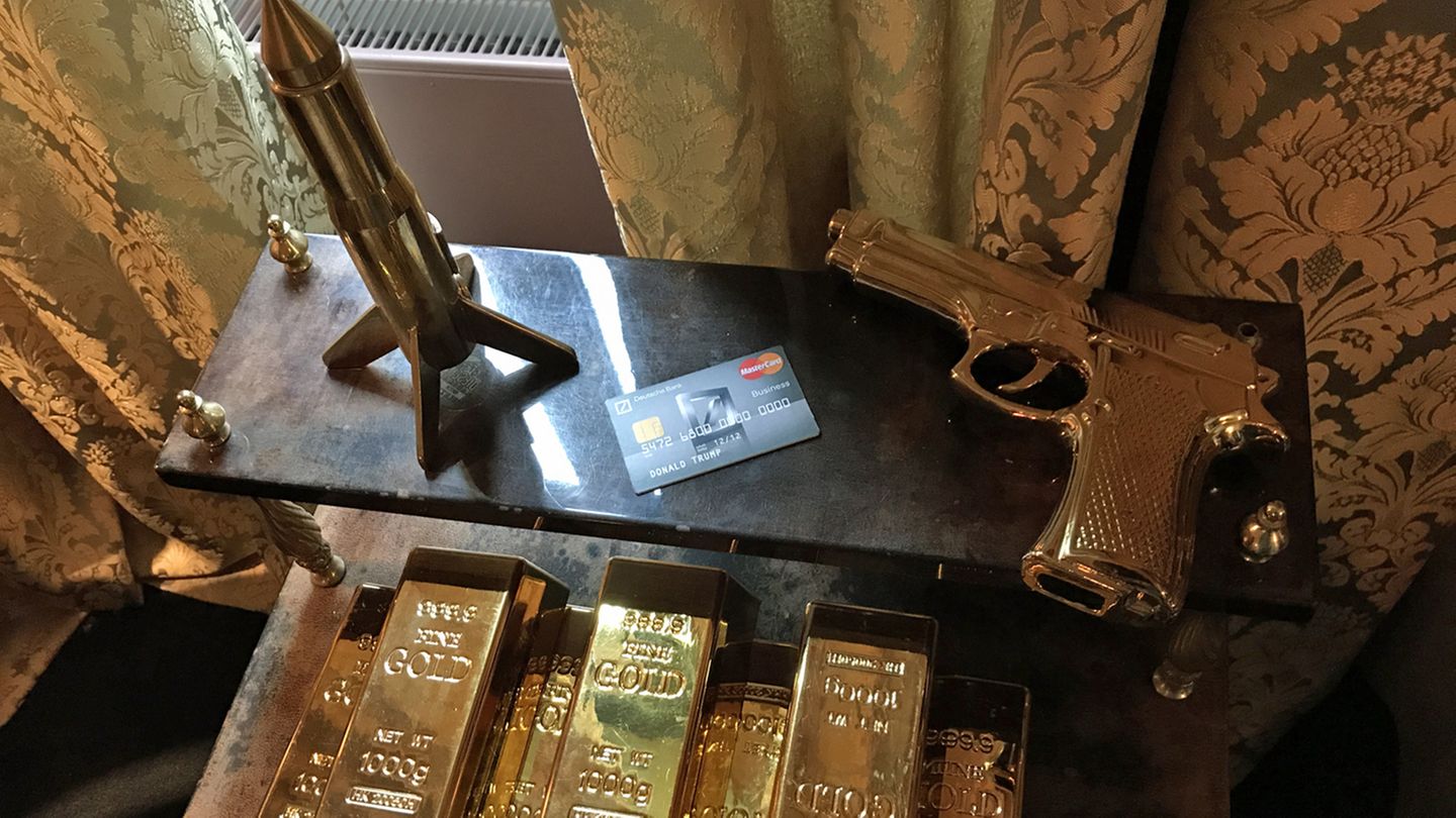 Immer griffbereit: die Kreditkarte der Deutschen Bank, bei der sich Trumps Firmen bevorzugt Geld leihen