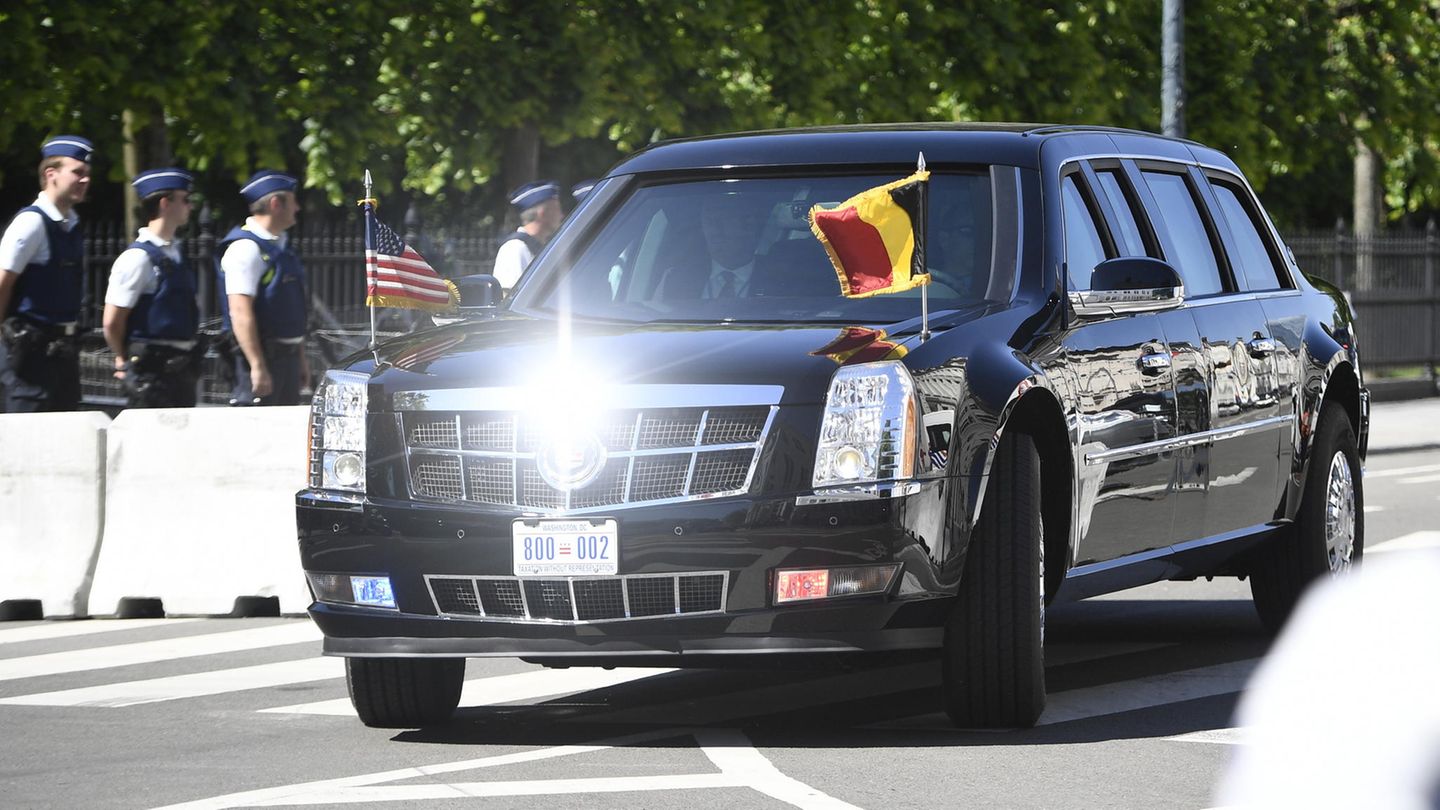 Das aktuelle Modell von "The Beast" war bereits in Brüssel. Alle Fahrzeuge werden von Militärflugzeugen transportiert.