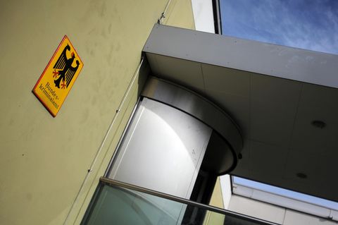 Der Eingangsbereich des Bundeskriminalamts in Wiesbaden