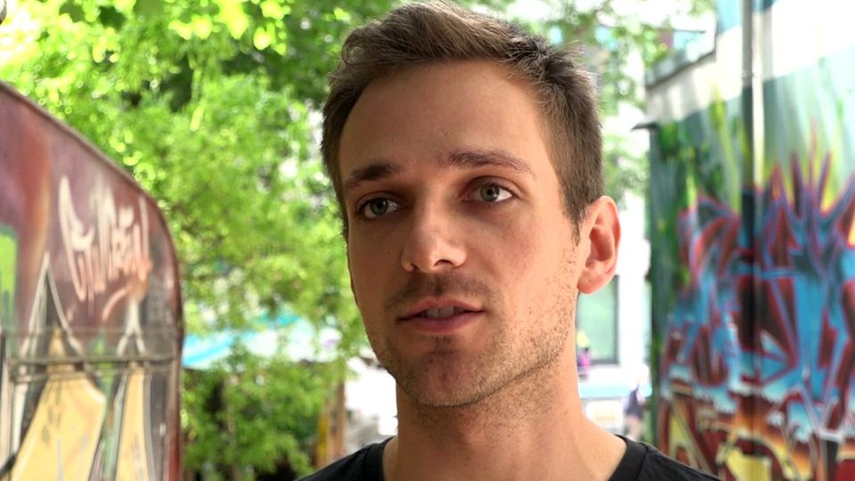 G20 Nico Berg dbate Gipfel-Gegner Nico Berg im Interview: "Die Gewalt geht von den G20 aus"