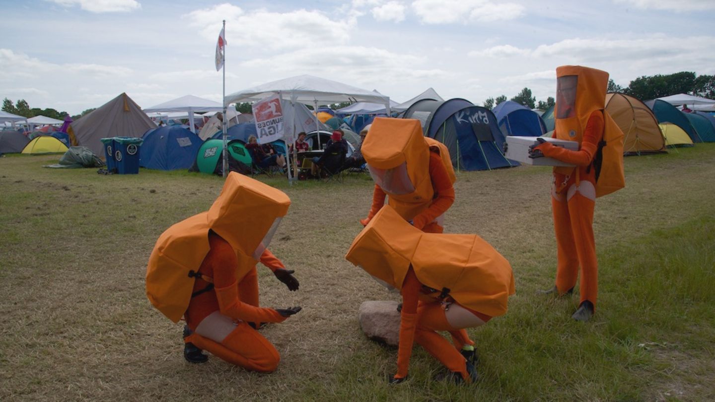 Performance-Kunst von ""The Alternative Anthropocene"