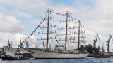 Das argentinische Segelschulschiff "Libertad" läuft am Mittwoch in den Hafen ein und macht an der Überseebrücke an den Landungsbrücken fest. Am 1. Dezember 2017 übernimmt Argentinien die G20-Präsidentschaft von Deutschland.