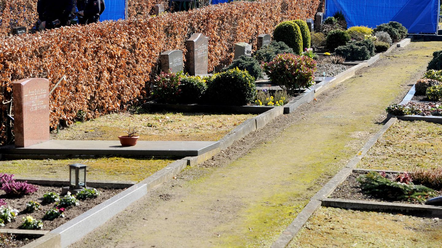 Ein Friedhof (Symbolbild)