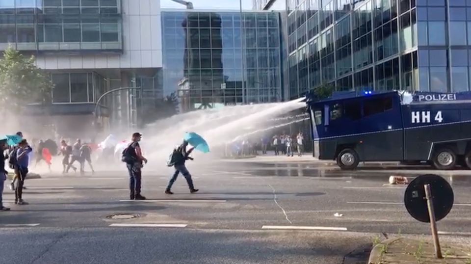 G20-Chaos: Gefangen in der eigenen Wohnung – die Horrornacht im Hochparterre G20-Chaos: Gefangen in der eigenen Wohnung – die Horrornacht im Hochparterre