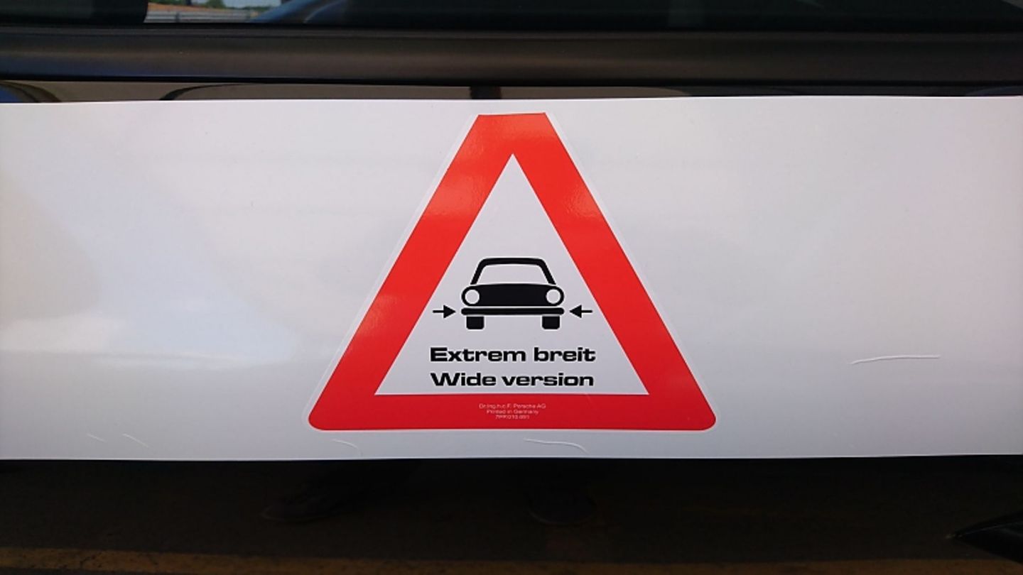 Von diesem Aufkleber träumt doch jeder Autofahrer...