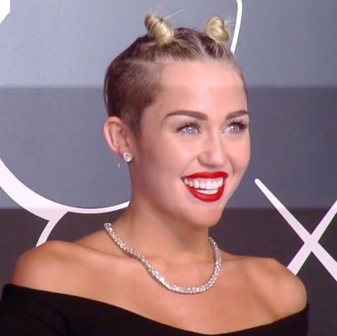 Vom Kinderstar zum Popsternchen: 7 ungewöhnliche Fakten über Miley Cyrus