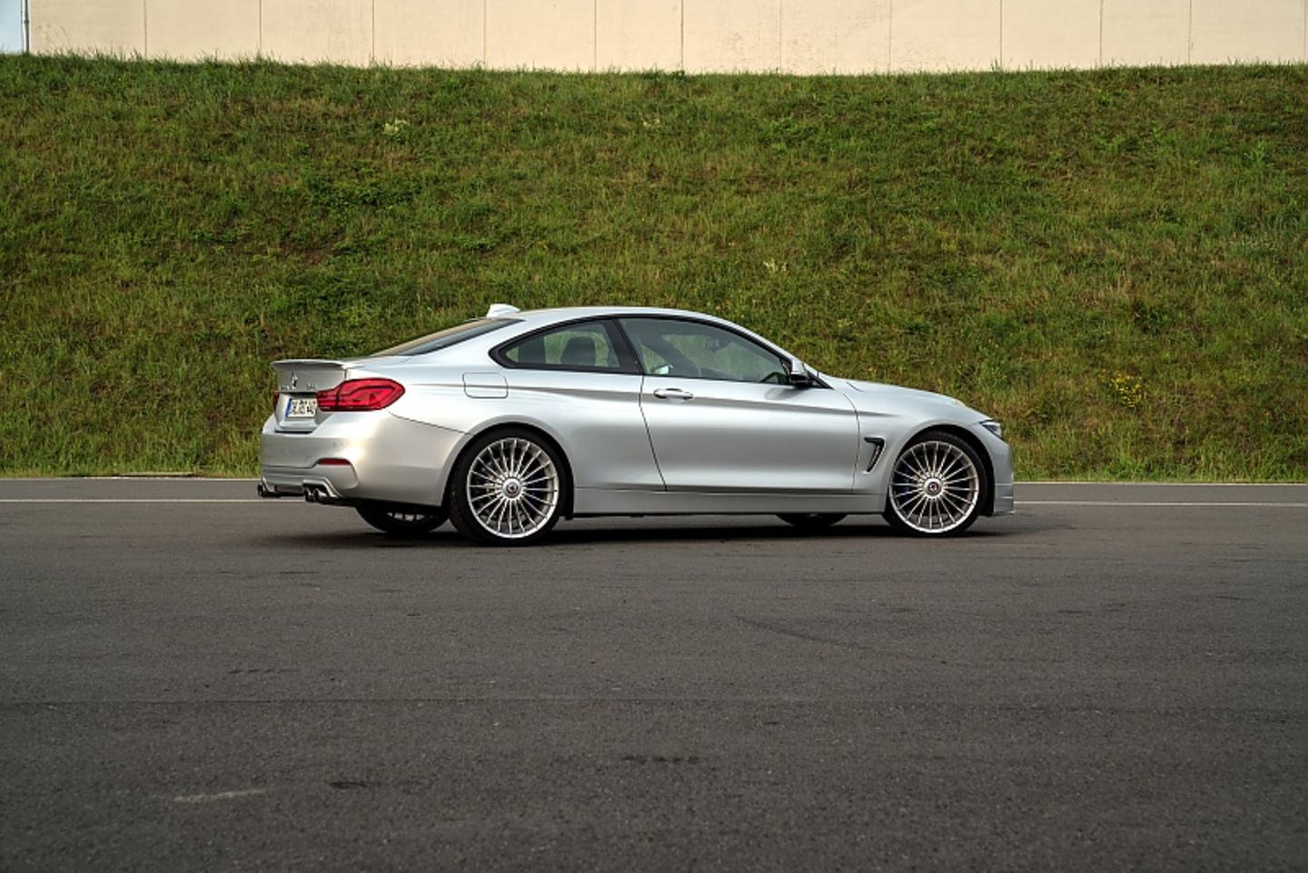 BMW Alpina B4 S Coupé - 4,64 Meter lang