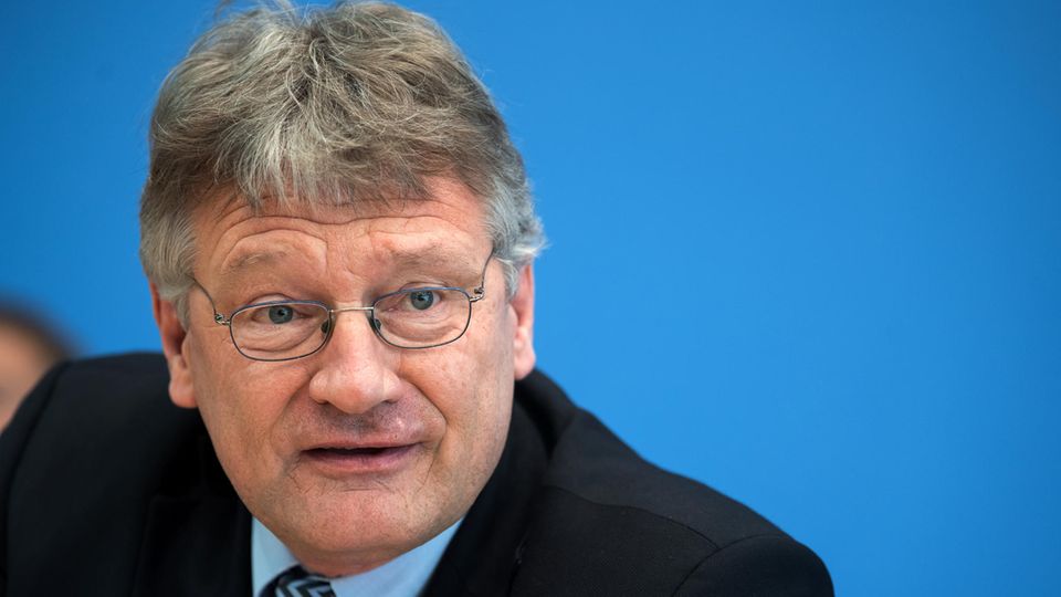AfD verlangt mehr Auftritte in Polit-Talkshows - notfalls Klage gegen ARD und ZDF Jörg Meuthen von der AfD: Klage gegen ARD und ZDF für mehr Auftritte in Polittalkshows