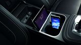 Auch an eine Handy-Halterung haben die Interieur-Designer gedacht