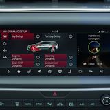 Das zehn Zoll-Display ist das zentrale Informationsmedium