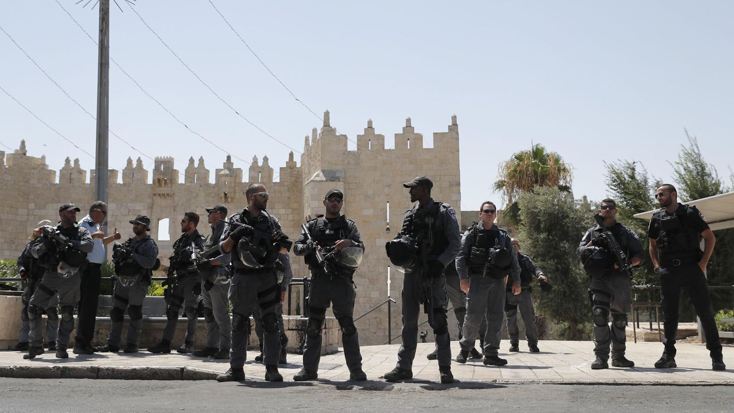 Israelische Sicherheitskräfte sichern die Altstadt von Jerusalem