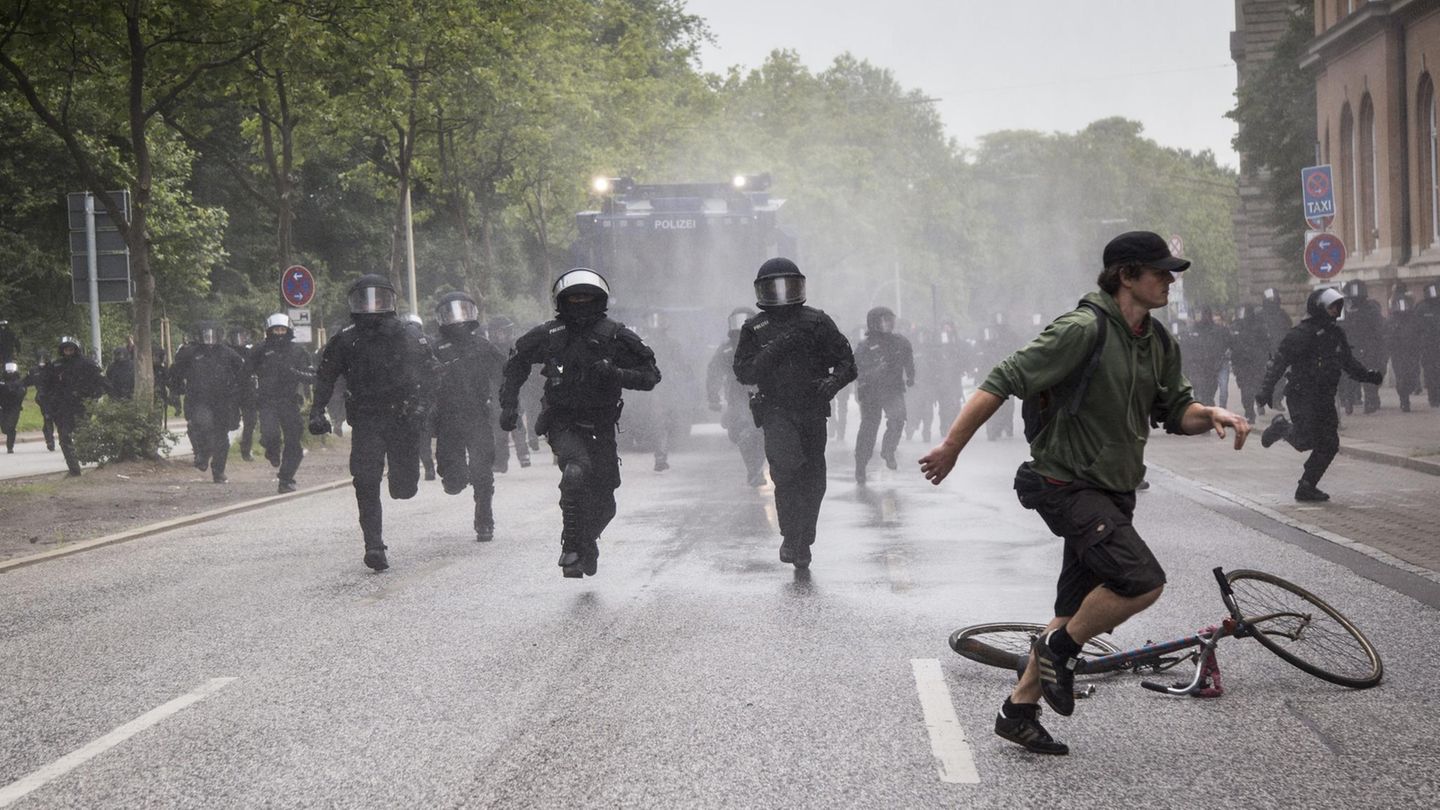 Während des G20-Gipfels in Hamburg kam es zu zahlreichen Auseinandersetzungen zwischen Polizei und Demonstranten