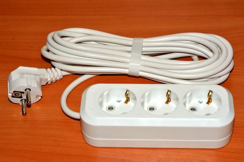 Billiger Elektroschrott: Mehrfachsteckdose