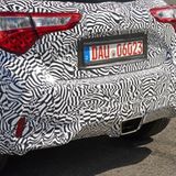 Der Auspuff liegt zentral und ist sehr laut.