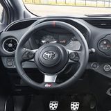 Das Lenkrad hat er vom GT86 bekommen.