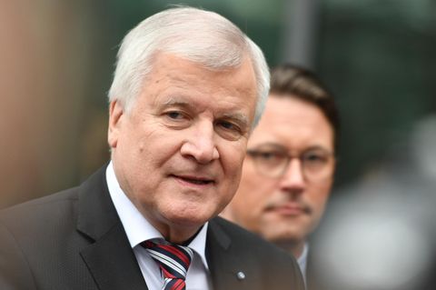 Horst Seehofer und Andreas Scheuer beim CDU/CSU Zukunftsgipfel in München
