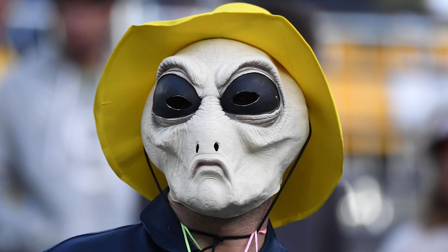 Hello, Mr. Alien! Der US-Forscher Doug Vakoch will Außerirdische aktiv von der Existenz der Menschheit unterrichten.