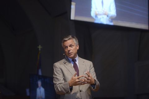 John Huntsman wird von Trump nach Moskau berufen: Der US-Diplomat bei einer Rede auf der Bühne