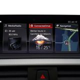 Das Infotainment hat die neue Kachel-Optik