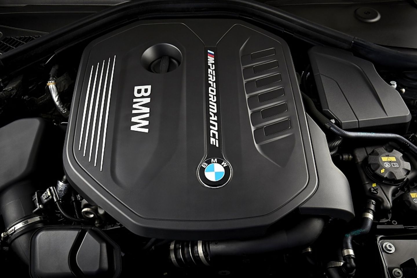 Der Turbo-Reihensechszylinder leistet 250 kW / 340 PS