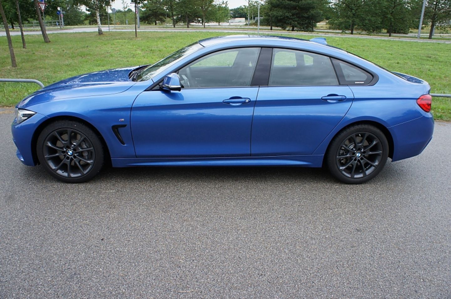 Das BMW 440i Gran Coupé hat eine elegante Silhouette