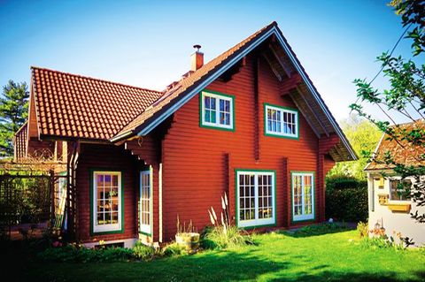 Hauskauf Fehlentscheidung: Trautes Heim. Glück. Allein.