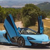 Die Scherentüren dürfen natürlich nicht fehlen.