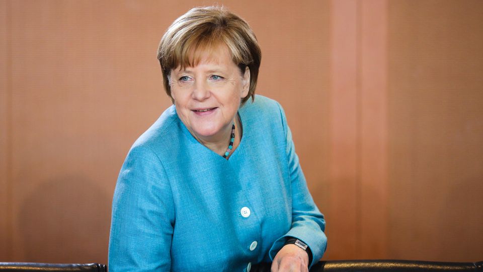 Wahltrend: Angela Merkel hat eine schwarz-gelbe Regierungsmehrheit in Aussicht