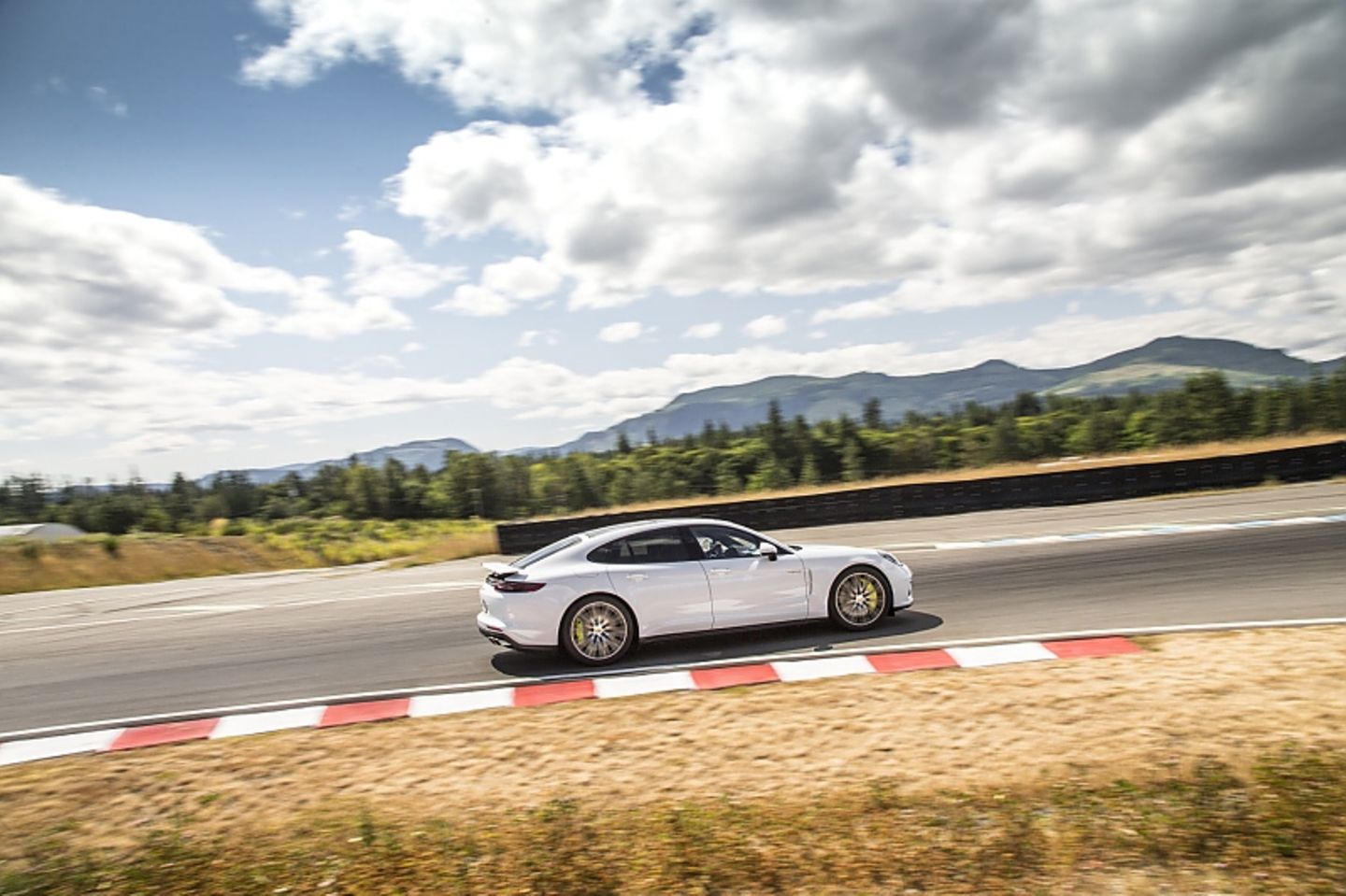 Porsche Panamera Turbo S E-Hybrid
