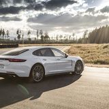 Porsche Panamera Turbo S E-Hybrid - wiegt mehr als 2,3 Tonnen