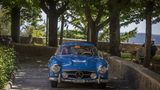 Adrian Gattiker und sein Mercedes 300 SL bayrisch-blau